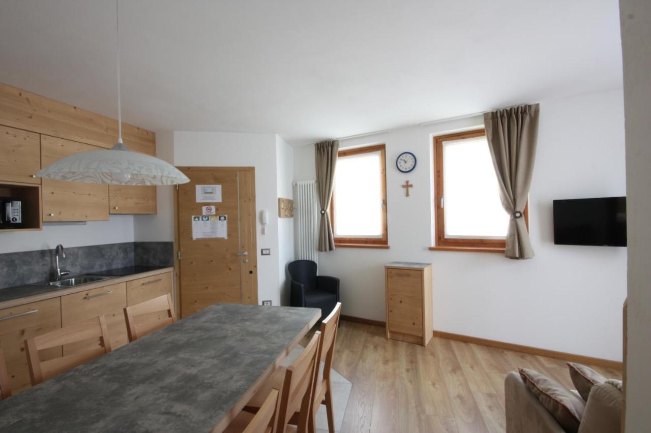 Ferienwohnung Casa Mirandola Montana Commezzadura Exterior foto